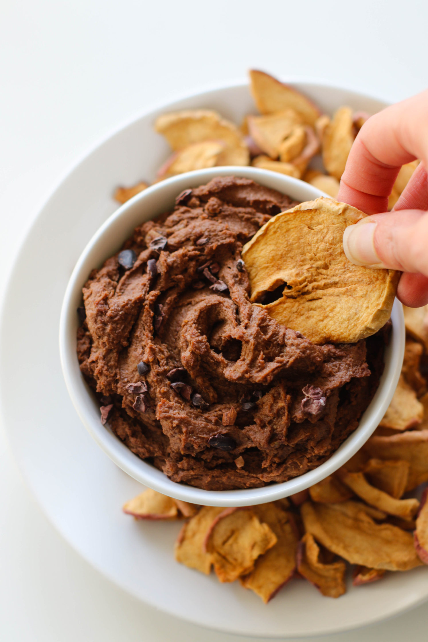 DateSweetened Dark Chocolate Hummus & Apple Chips Flora & Vino