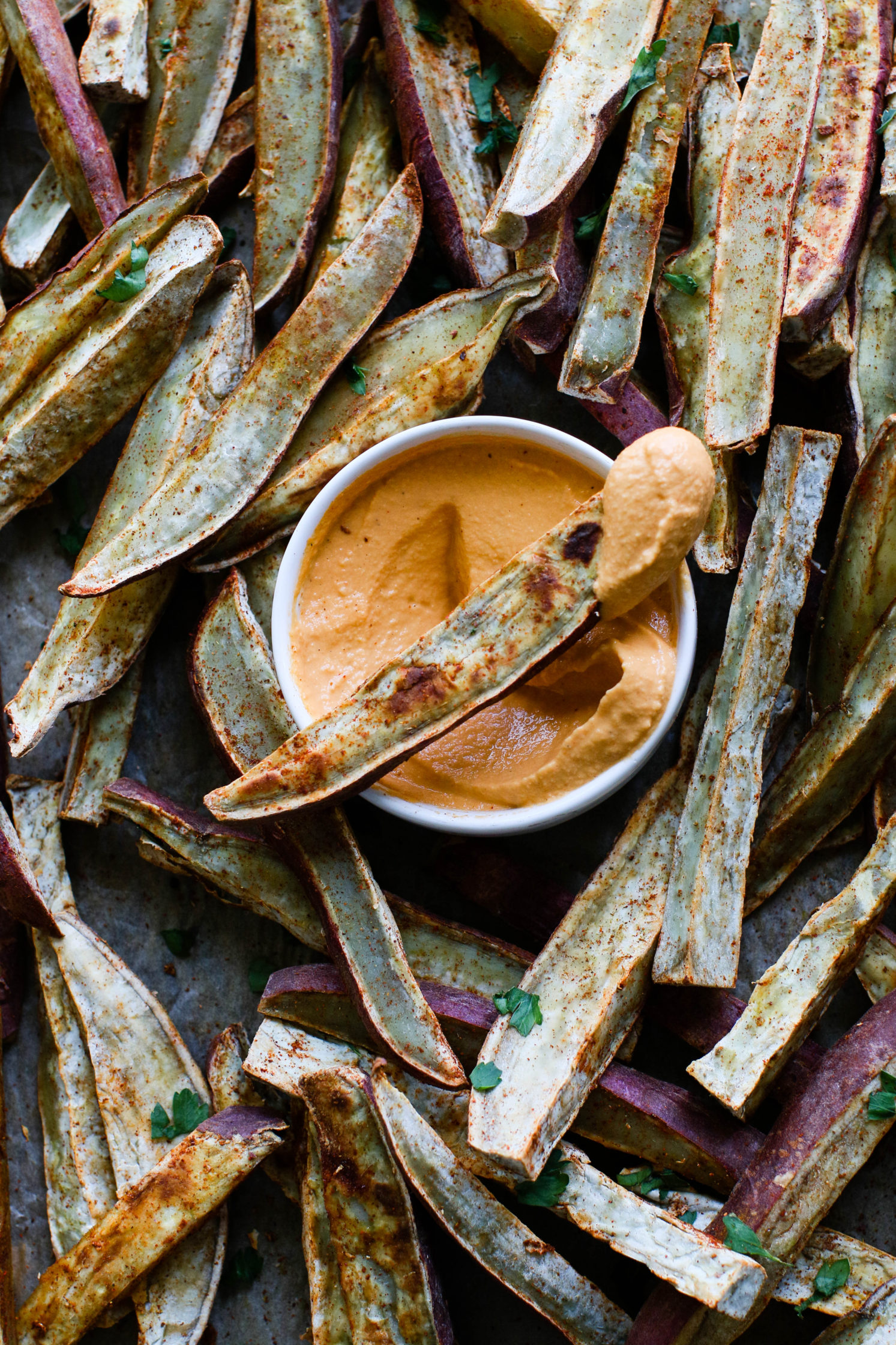 Tri-Spiced Yam Fries & Roasted Red Pepper Hummus (V, GF, OF) - Flora & Vino