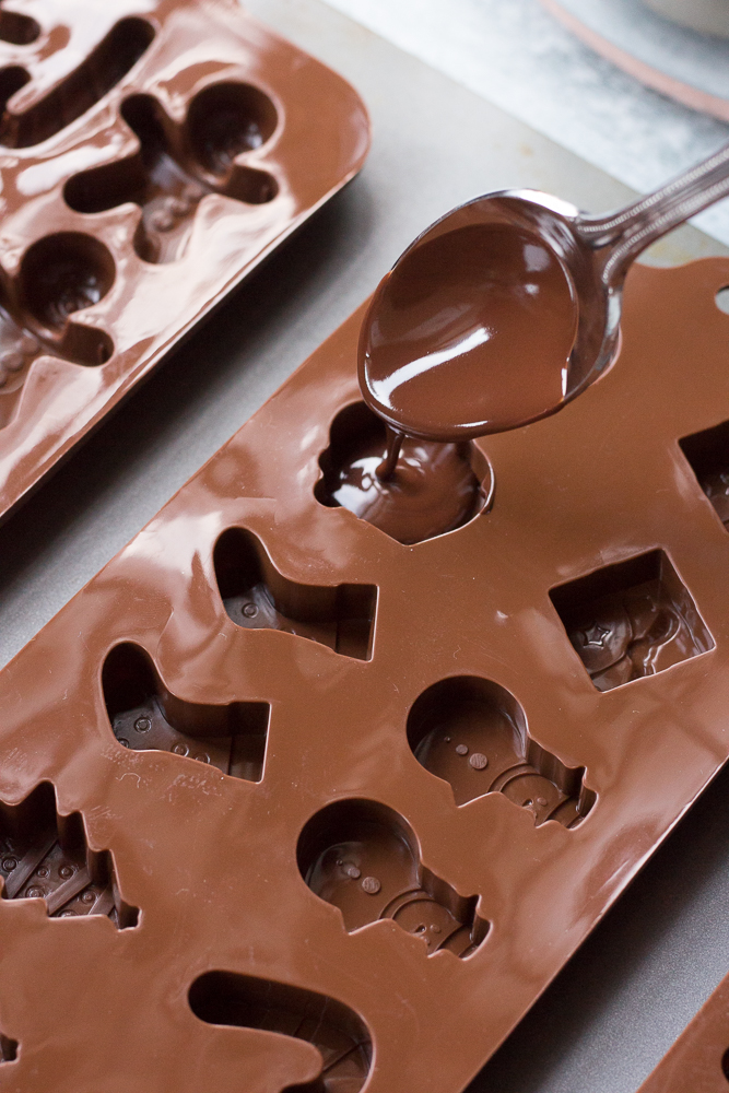 processhomemadechristmaschocolates3 Flora & Vino